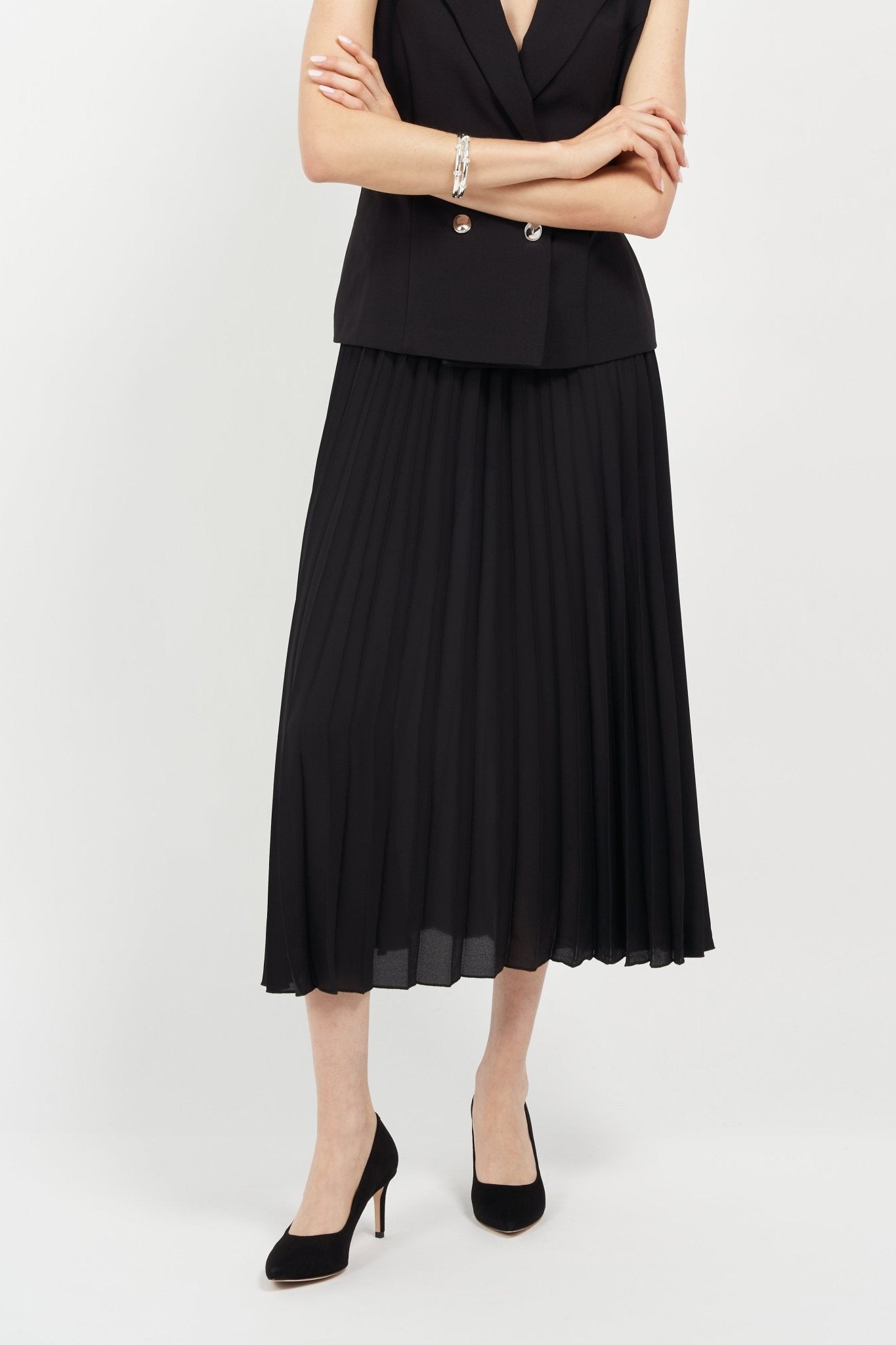 Deborah Black Kid Suede Comfortable Heel_1710